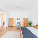 شقة Modern Bauhaus بودابست